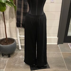 H&M wide leg women’s Black sweatpant